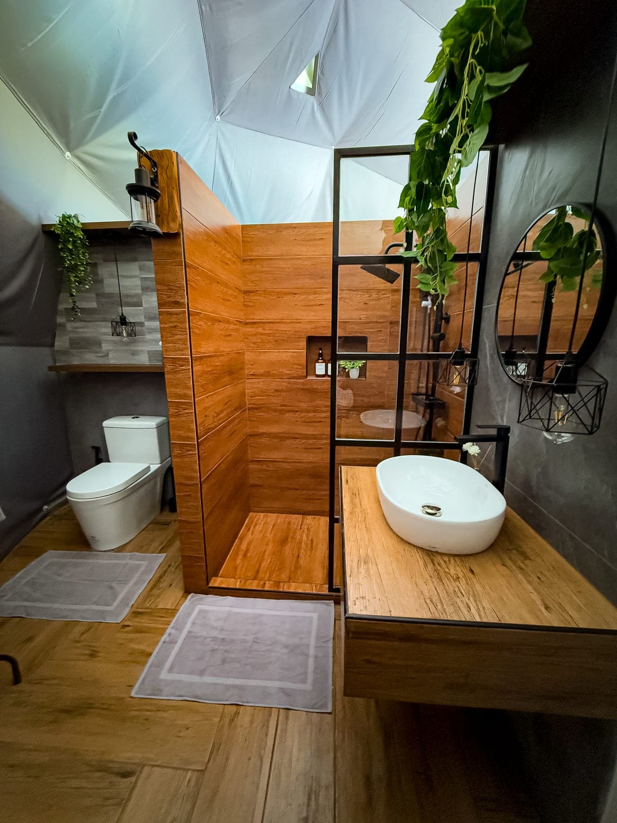 Dome 2: the bathroom with hot shower
